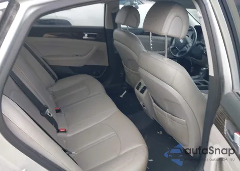 2015 Hyundai Sonata Limited z USA, uszkodzony, nr VIN 5NPE34AF9FH026972